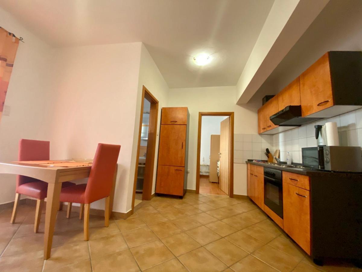Apartments Grozdana Градац Екстер'єр фото