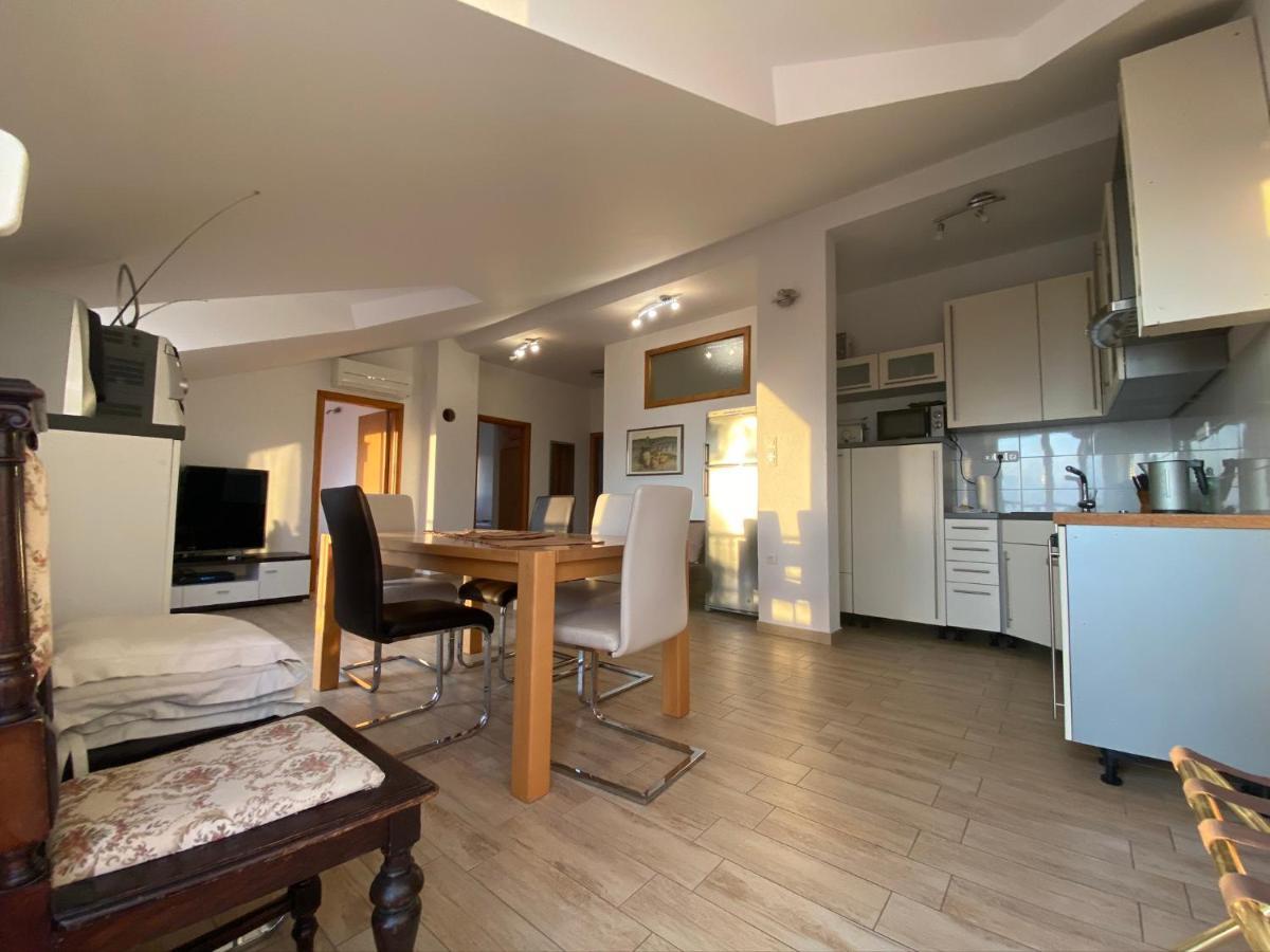 Apartments Grozdana Градац Екстер'єр фото